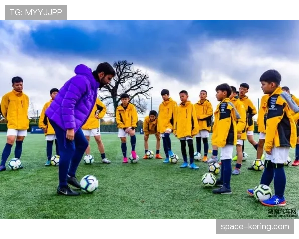 通讯:英超联盟推出“足球与社区”教育项目,旨在通过足球课程提升青少年心理健康 通讯:英超联盟推出“足球与社区”教育项目,旨在通过足球课程提升青少年心理健康